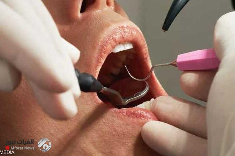 عامل نظافة ينتحل صفة طبيب.. والمريض دفع الثمن من أسنانه