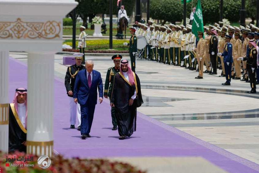 في استقبال ترامب بالسعودية.. ما سر السجاد البنفسجي؟