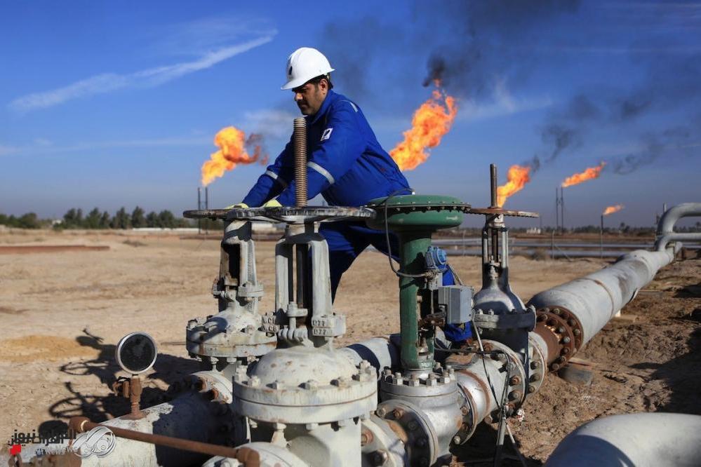 Economist - Lower oil prices may push Iraq to reduce exchange rate and cut expenses