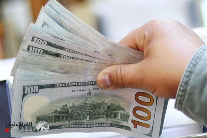 Dollar prices ignite Baghdad markets.. exceeded 158 thousand
