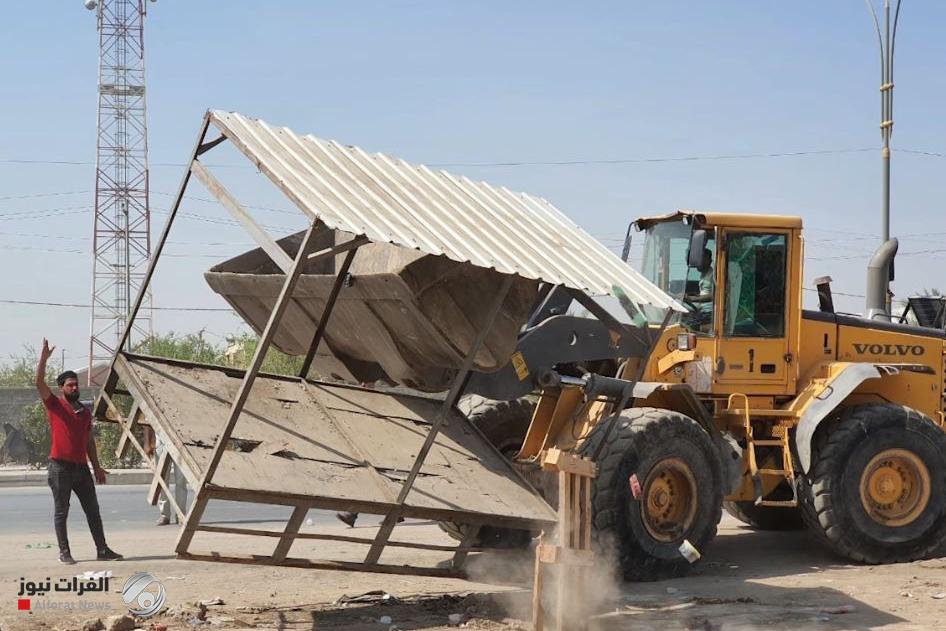 السوداني يوجه بتخصيص مواقع نظامية بديلة للباعة المتجولين بعد إزالة المحال المخالفة
