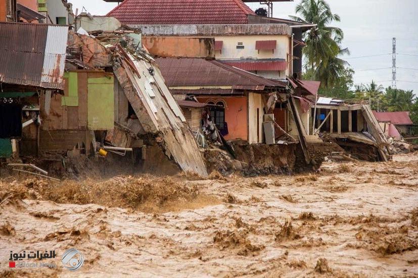 إندونيسيا.. ارتفاع حصيلة ضحايا الفيضانات إلى 303 أشخاص