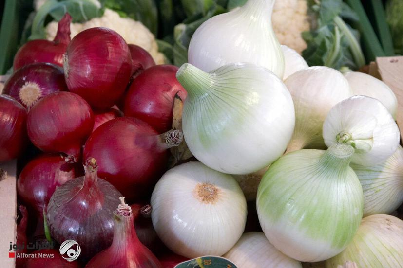 تحذير طبي: تناول البصل قد يشكل خطراً لبعض المرضى