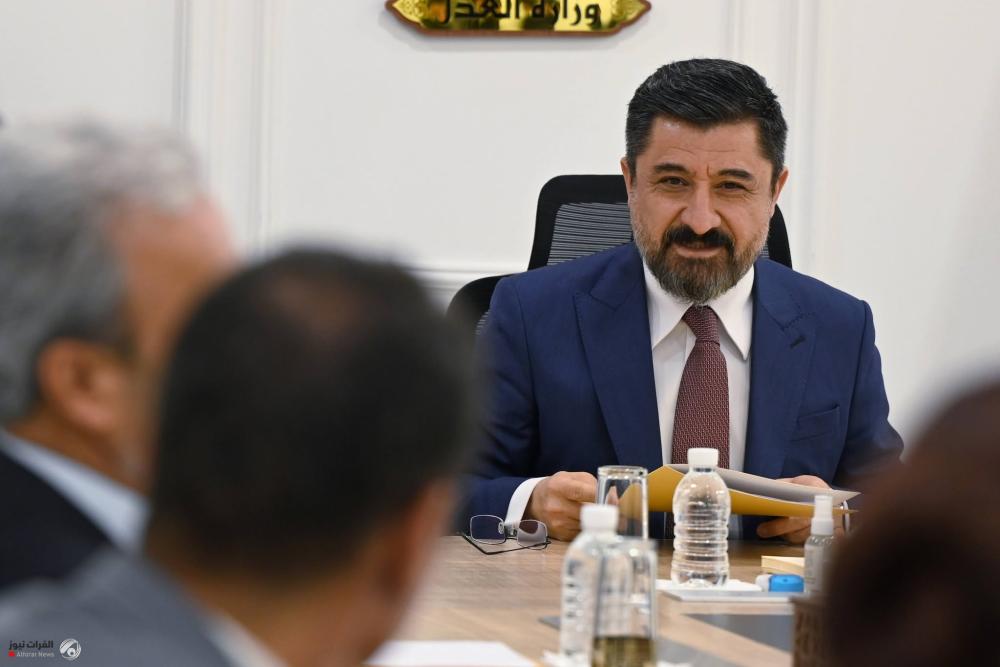 وزير العدل يوجه بإعداد الخطة الوطنية لحقوق الإنسان 2026–2030