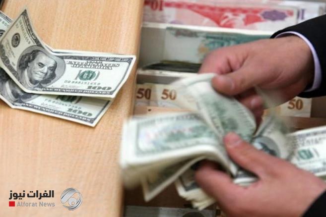 The dollar pushes the Iraqi dinar to confrontation.. and the market movement is stagnant