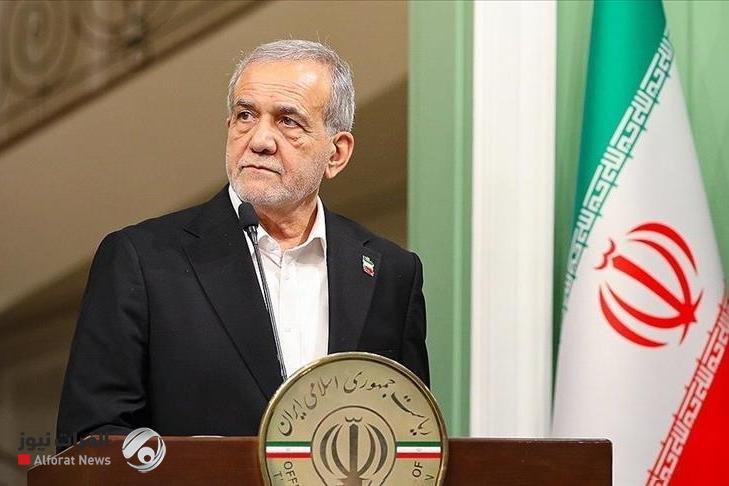 الرئيس الإيراني: مضيق هرمز مفتوح لجميع السفن وعصية على المعتدين