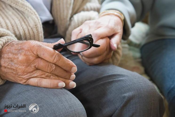 مسلح يقتل والدته و4 من زملائها في دار للمسنين