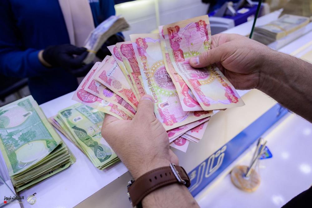 The dollar flies again in Baghdad markets