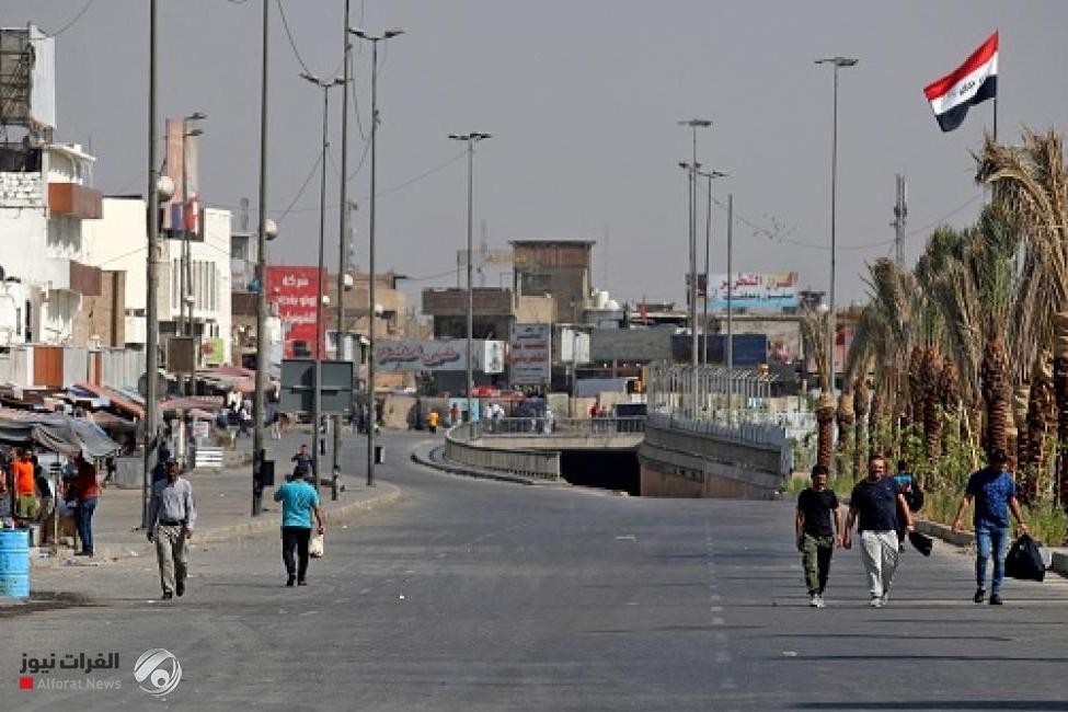 خبير قانوني يوضح موقف انتشار لافتات السياسيين في بغداد