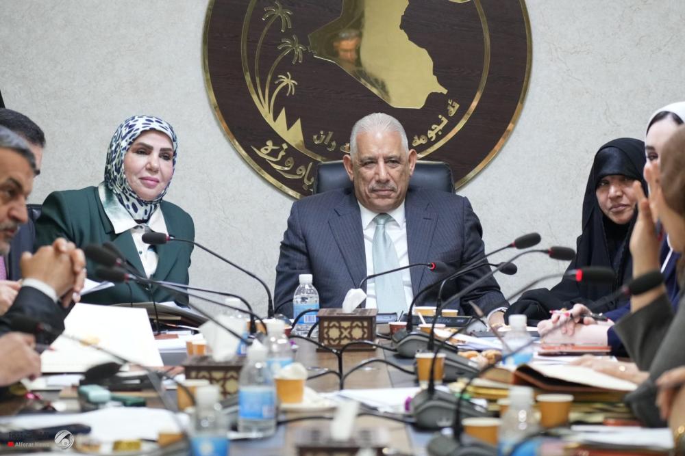 الكهرباء النيابية تبحث ملفات القطاع وتقرر استضافة مسؤولين للتحقيق بعقود ومشاريع