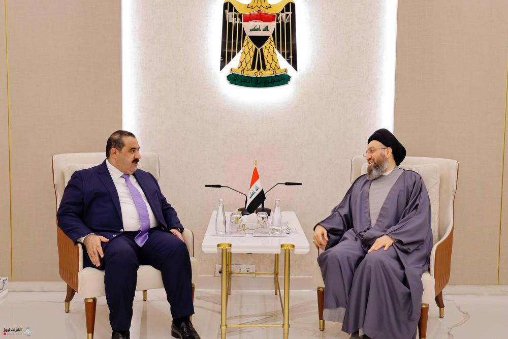 السيد الحكيم يؤكد ضرورة حسم اختيار الرؤساء الثلاث والإسراع في تشكيل الحكومة