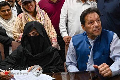 عمران خان وزوجته يواجهان السجن 17 عاماً في قضية فساد