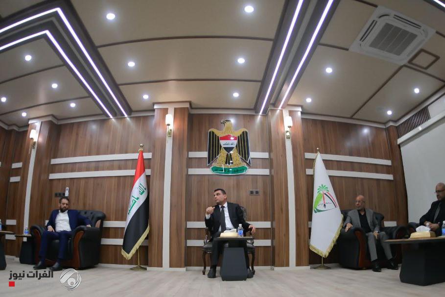 محافظ ذي قار يعلن جاهزية المحافظة لإنشاء محطات الطاقة الشمسية