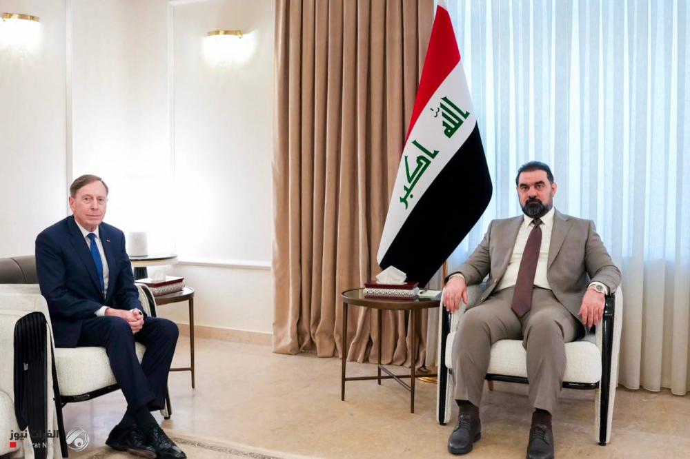 الحلبوسي يبحث مع ديفيد بترايوس تطورات العراق والمنطقة