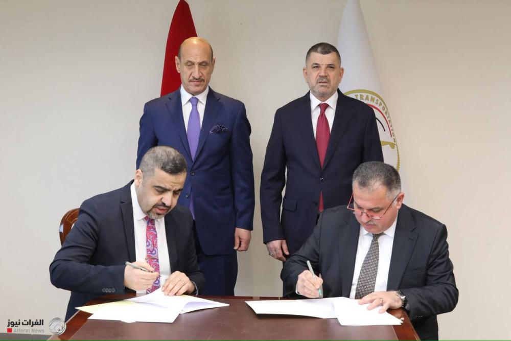 الخطوط العراقية واتحاد الكرة يبرمان اتفاق دعم المنتخبات الوطنية