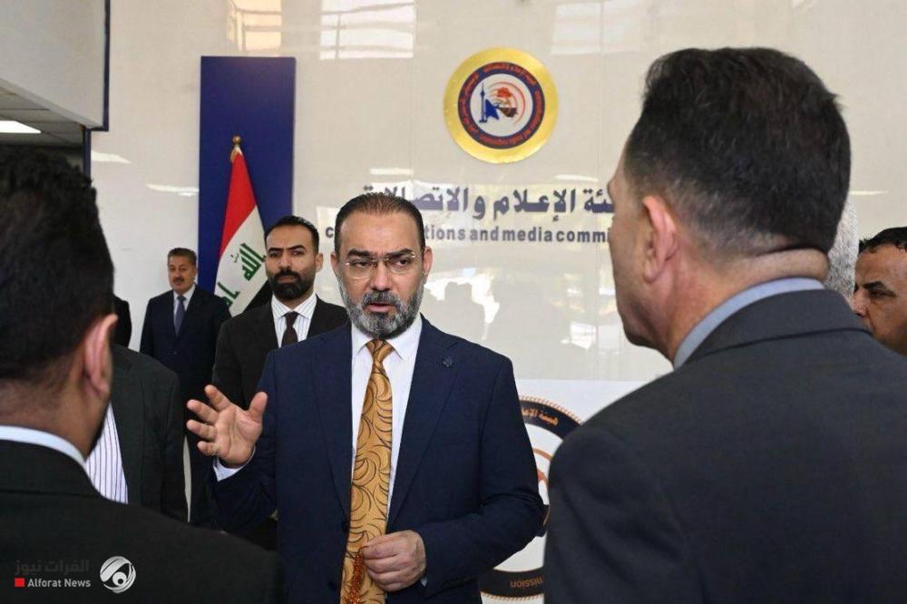 أبورغيف يشدد على تحسين جودة خدمات الهاتف النقال
