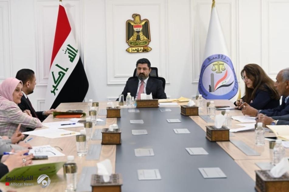 وزير العدل يوجّه بإعداد خطة استراتيجية تخدم شريحة القاصرين