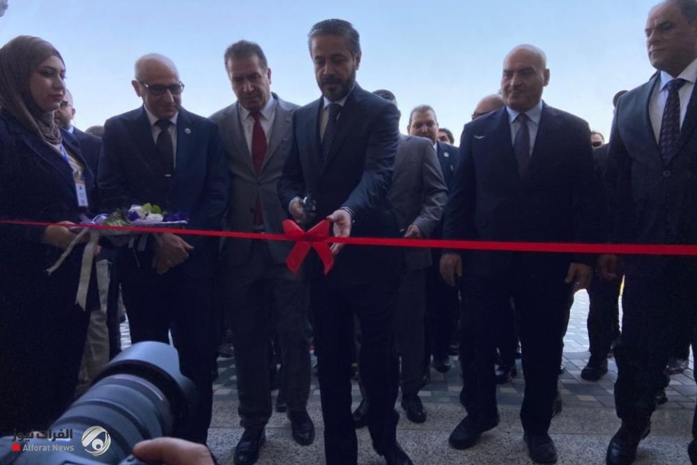 وزير التعليم يفتتح كليتي التميز والذكاء الاصطناعي في جامعة بغداد