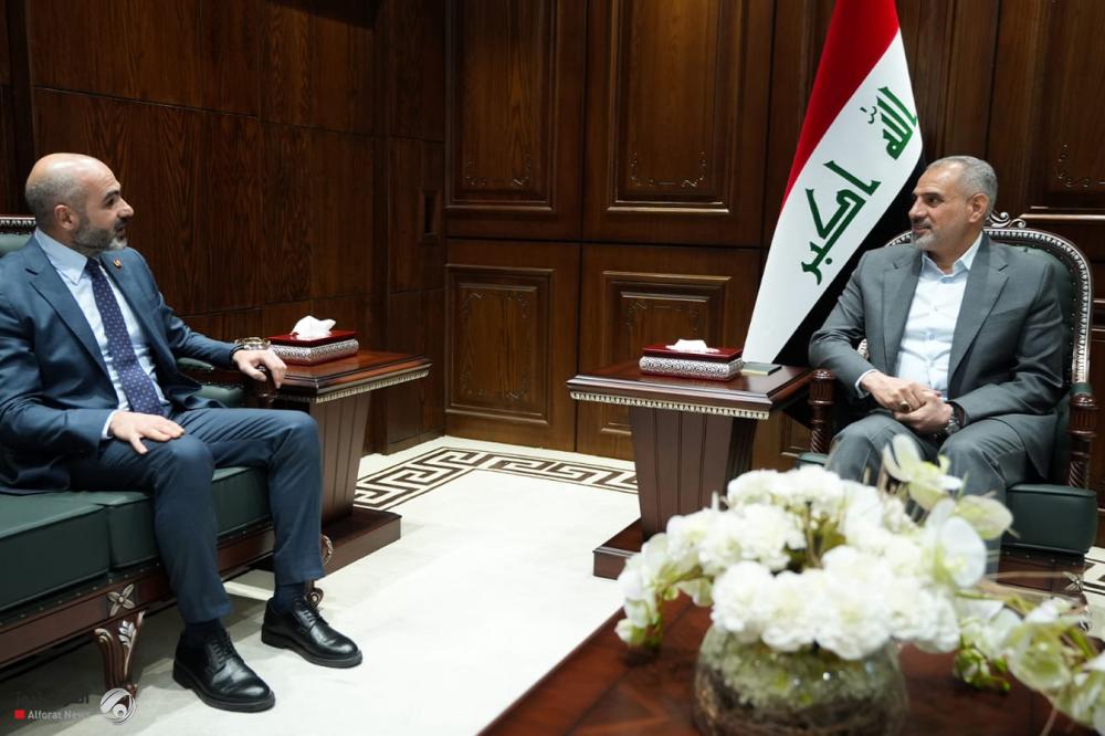 فيحان يؤكد للسفير اللبناني تضامن العراق مع لبنان ويدين انتهاك سيادته
