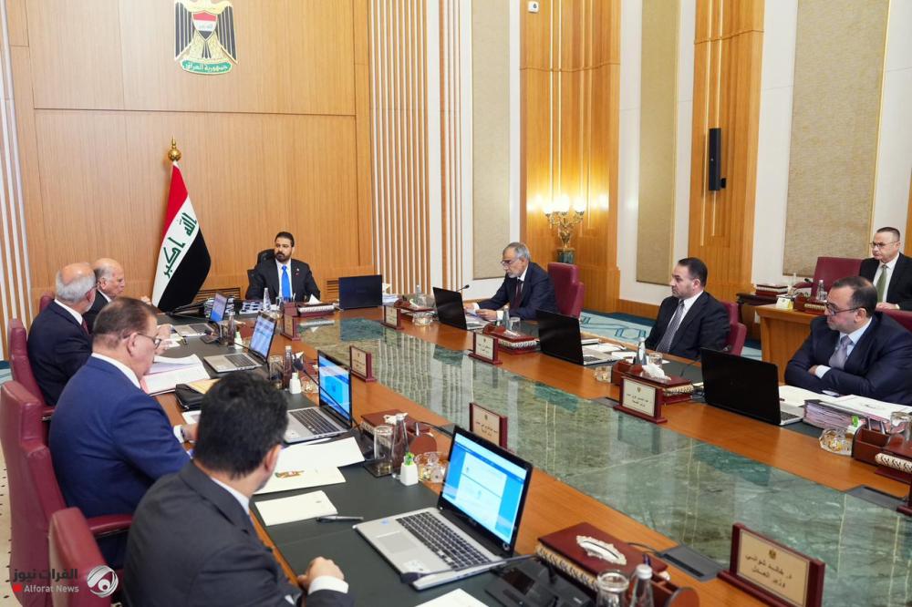 مجلس الوزراء يقرر استمرار إيداع إيرادات تصدير النفط في حساب وزارة المالية