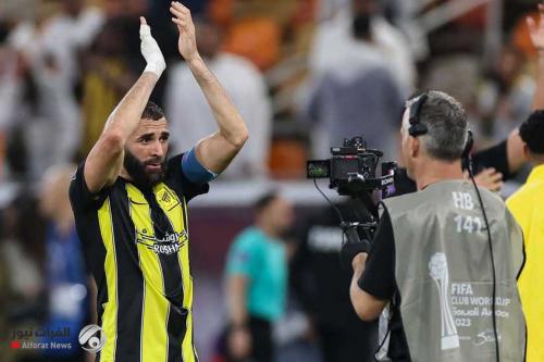 بنزيمة يودع الاتحاد برسالة مؤثرة بعد انتقاله إلى الهلال