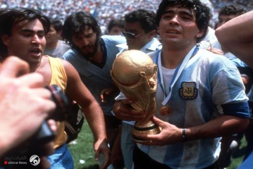 عرض قميص أسطورة الأرجنتين في مونديال 1986 في مزاد علني