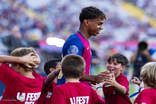 برشلونة يكرم لاعبيه أبطال اليورو وأولمبياد باريس