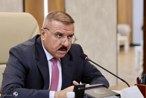 وزير الداخلية يوجه بإعداد ورفع تقرير تقييم شهري دوري لمستوى تأمين السجون