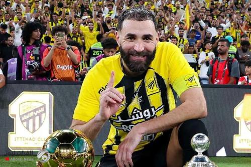 بنزيما مستمر مع "النمور" وعقد جديد في الطريق
