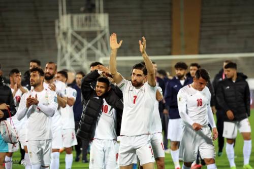 إيران تتأهل لكأس العالم 2026 بعد تعادلها أمام أوزبكستان
