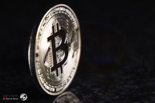 "بيتكوين" تهبط دون 60 ألف دولار