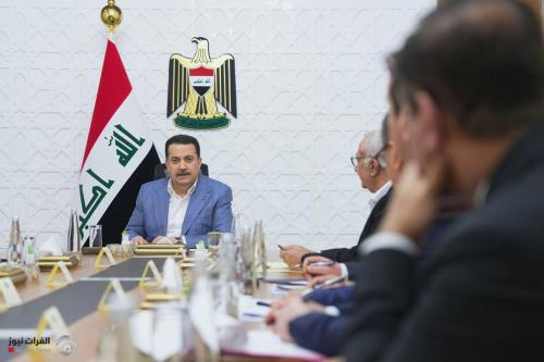 مكتب رئيس الوزراء ينهي عقود عدد من المستشارين والخبراء لضغط النفقات