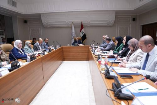 وزير المالية يوجه بمتابعة ملف أراضي موظفي الوزارة دون تأخير