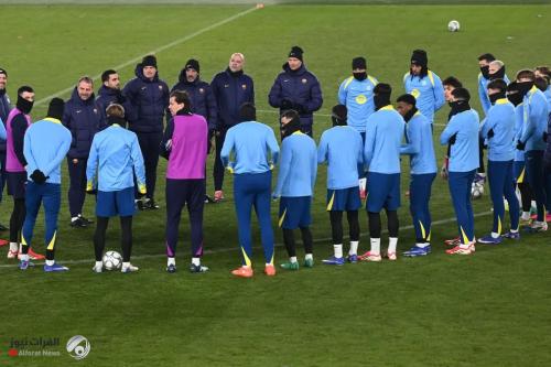 بعد "كارثة" أتلتيكو مدريد.. هكذا وبخ فليك لاعبي برشلونة