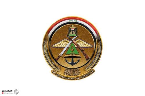 الدفاع: لن نقف موقف المتفرج على استهداف القواعد الجوية وسنتصدى لها بحزم