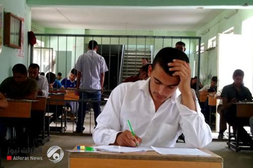 التربية تعلن مواعيد امتحانات الدور الثاني للمراحل المنتهية