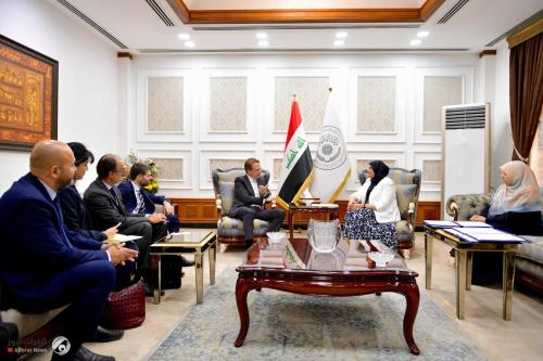المالية توقع اتفاقيتين مع الوكالة الفرنسية للتنمية في مجال البنى التحتية