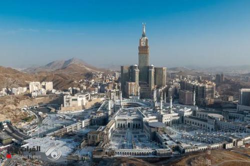 فيديو.. رصد تسلل عشرات الحجاج إلى مكة عبر الصحراء