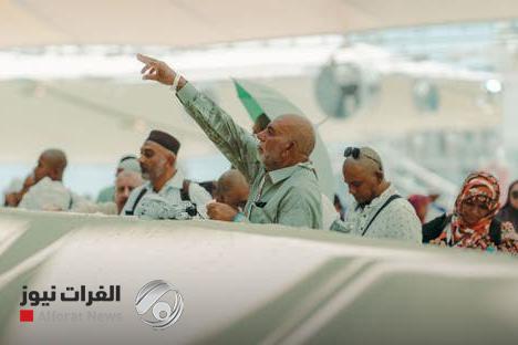 المتعجلون من الحجاج يبدأون رمي الجمرات ويتوجهون لطواف الوداع