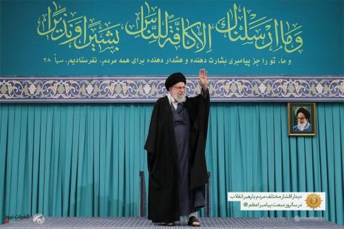 السيد الخامنئي: الشعب الإيراني وحده يحسم الفتنة ولن نتهاون مع المجرمين