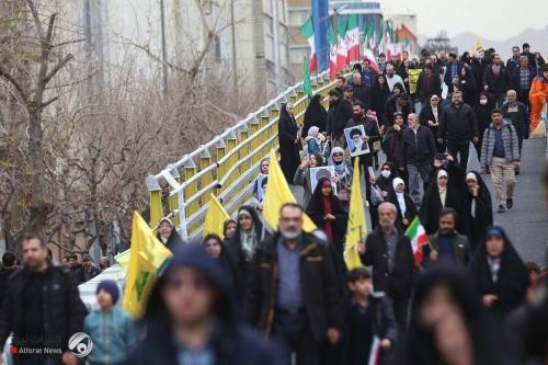 بالفيديو.. مسيرات حاشدة في إيران في ذكرى انتصار الثورة الإسلامية