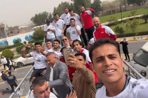 المرور: المباشرة بفتح الطرق التي أغلقت مؤقتاً خلال احتفالات الجماهير بالمنتخب الوطني