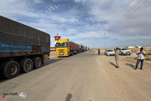 بالصور.. انطلاق أول شحنة لتصدير الإسمنت العراقي إلى سوريا عبر منفذ الوليد