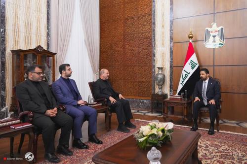 خلال استقباله السفير الإيراني.. الزيدي يشدد على دعم الأمن والاستقرار في المنطقة