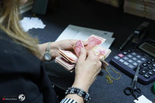فيديوغرافيك.. تعليمات مجلس الوزراء الخاصة بصرف أجور الساعات الإضافية للموظفين