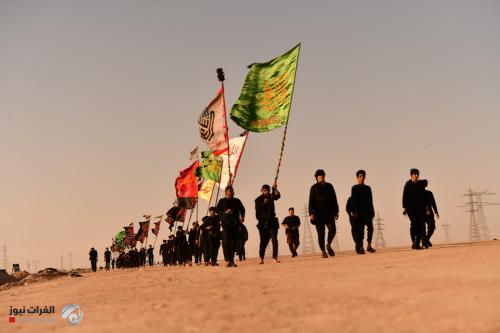 بالفيديو والصور.. زوار الأربعين يواصلون المسير من أقصى جنوب العراق صوب كربلاء المقدسة