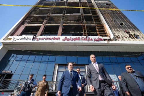 رئيس الوزراء يصادق على نتائج تحقيق حريق {مول} الكوت وإحالة مسؤولين عدة الى القضاء