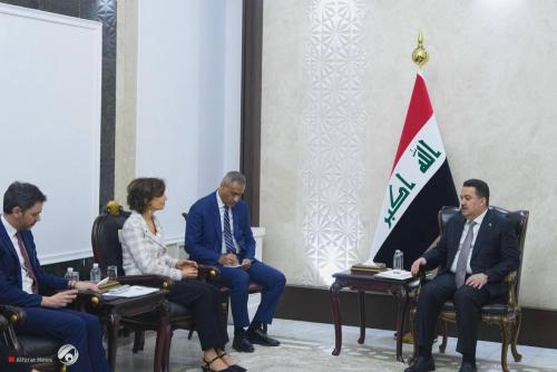 السوداني لمديرة اليونسكو: ضرورة اهتمام المنظمة بألفية حوزة النجف في 2026