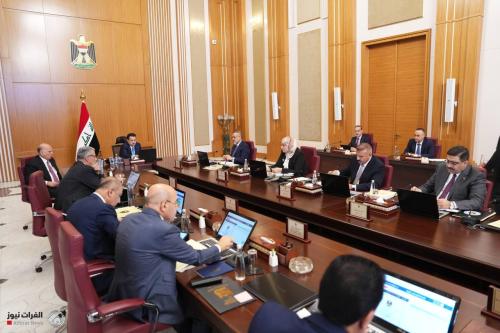 مجلس الوزراء يقر إطلاق وزارة العمل مبادرة إقراض العاطلين ويزيد كلفة المشاريع المتلكئة
