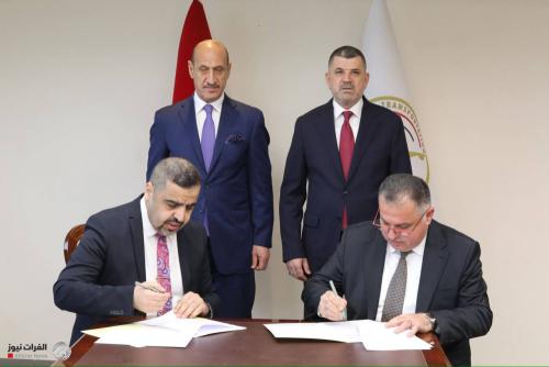 الخطوط العراقية واتحاد الكرة يبرمان اتفاق دعم المنتخبات الوطنية